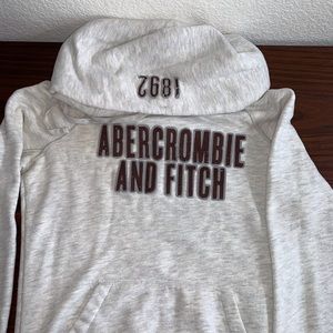 Abercrombie and Fitch gray hoodie (size M)
